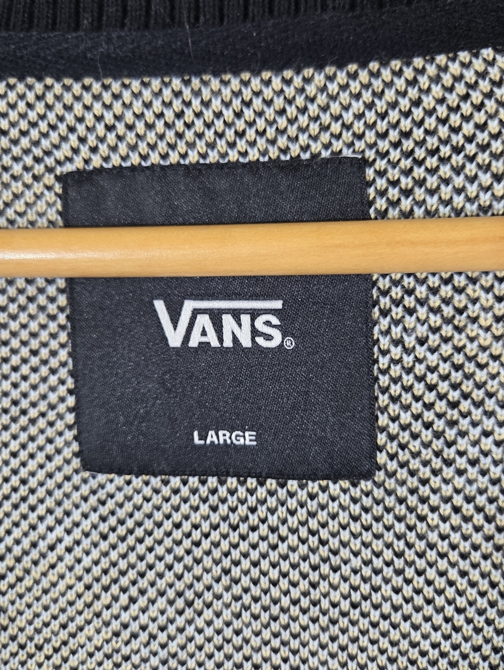 Vans Men’s Large Black Smiley Daisy Cardigan Sweater Cotton V Neck Button Front - Picture 13 of 13